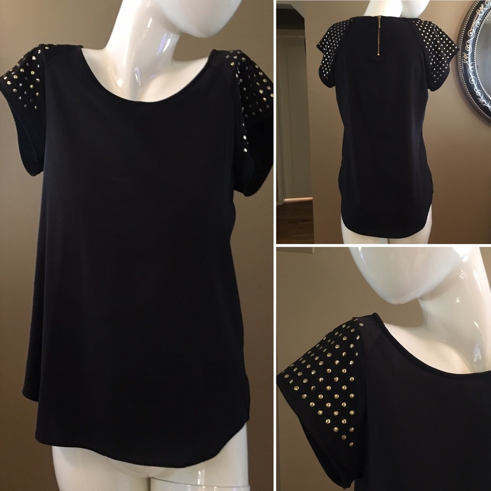 Express Blouse with Gold Rhinestones🤩